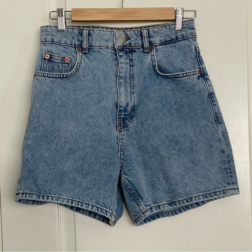 ZARA Premium Denim High Waisted Shorts Medium Blue Wash Size 4